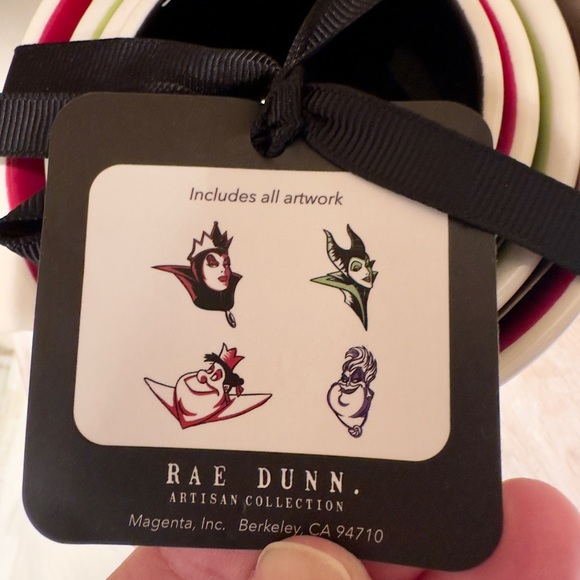 NWT Disney Villains measuring cups - Picture 4 of 5